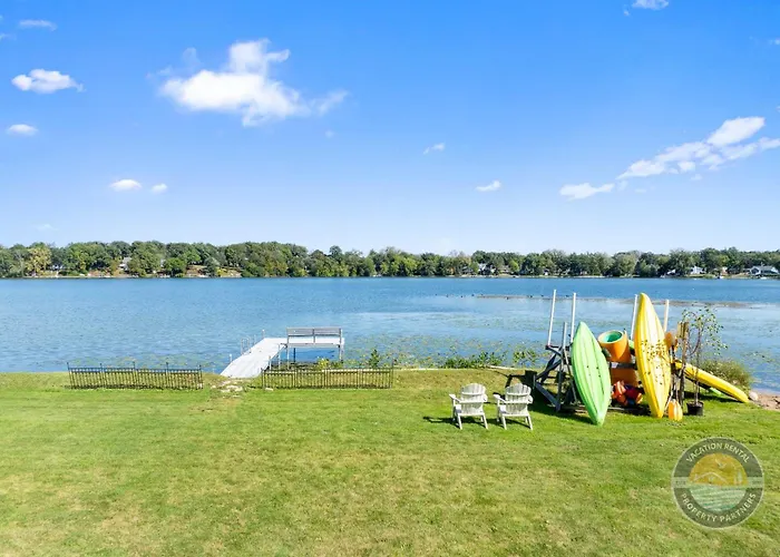 Cross Retreat With Hot Tub & Stunning Views *
