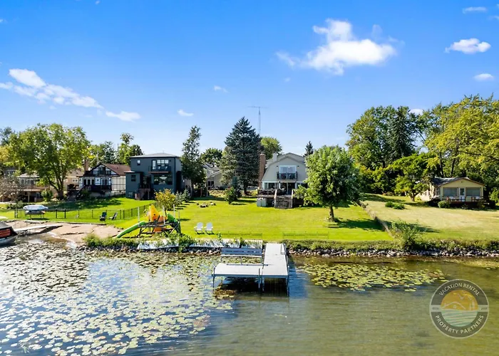 Cross Retreat With Hot Tub & Stunning Views Holiday home *