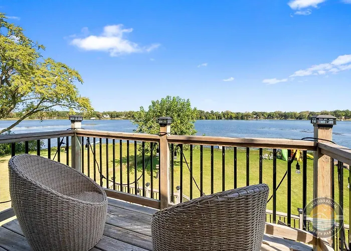 Cross Retreat With Hot Tub & Stunning Views * Antioch